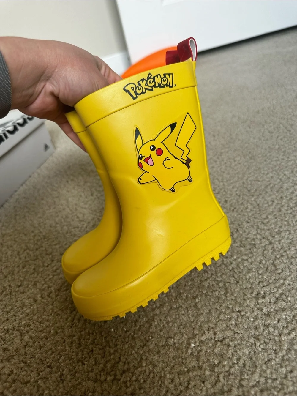 Pokémon Pikachu Yellow Rain Boots Kids Size 7.5 / EU 24 Waterproof Rubber Boots